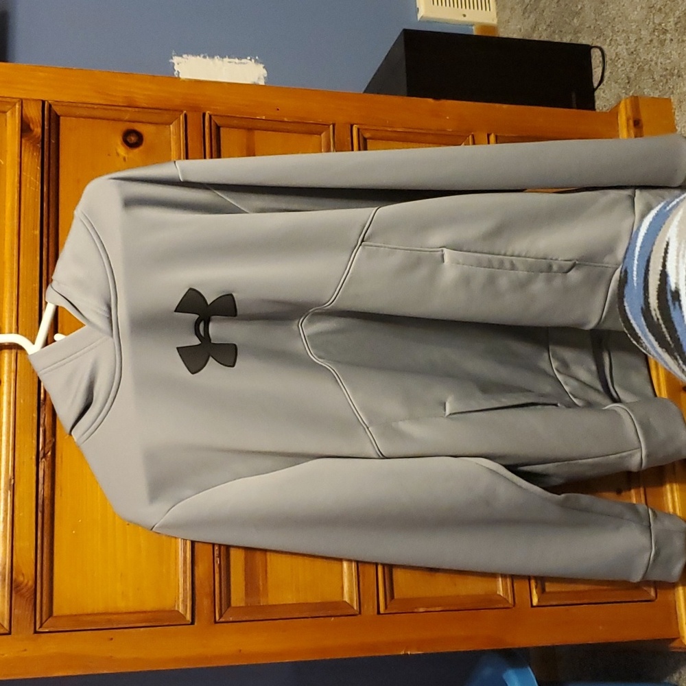 Xl men's under armour sweatshirt